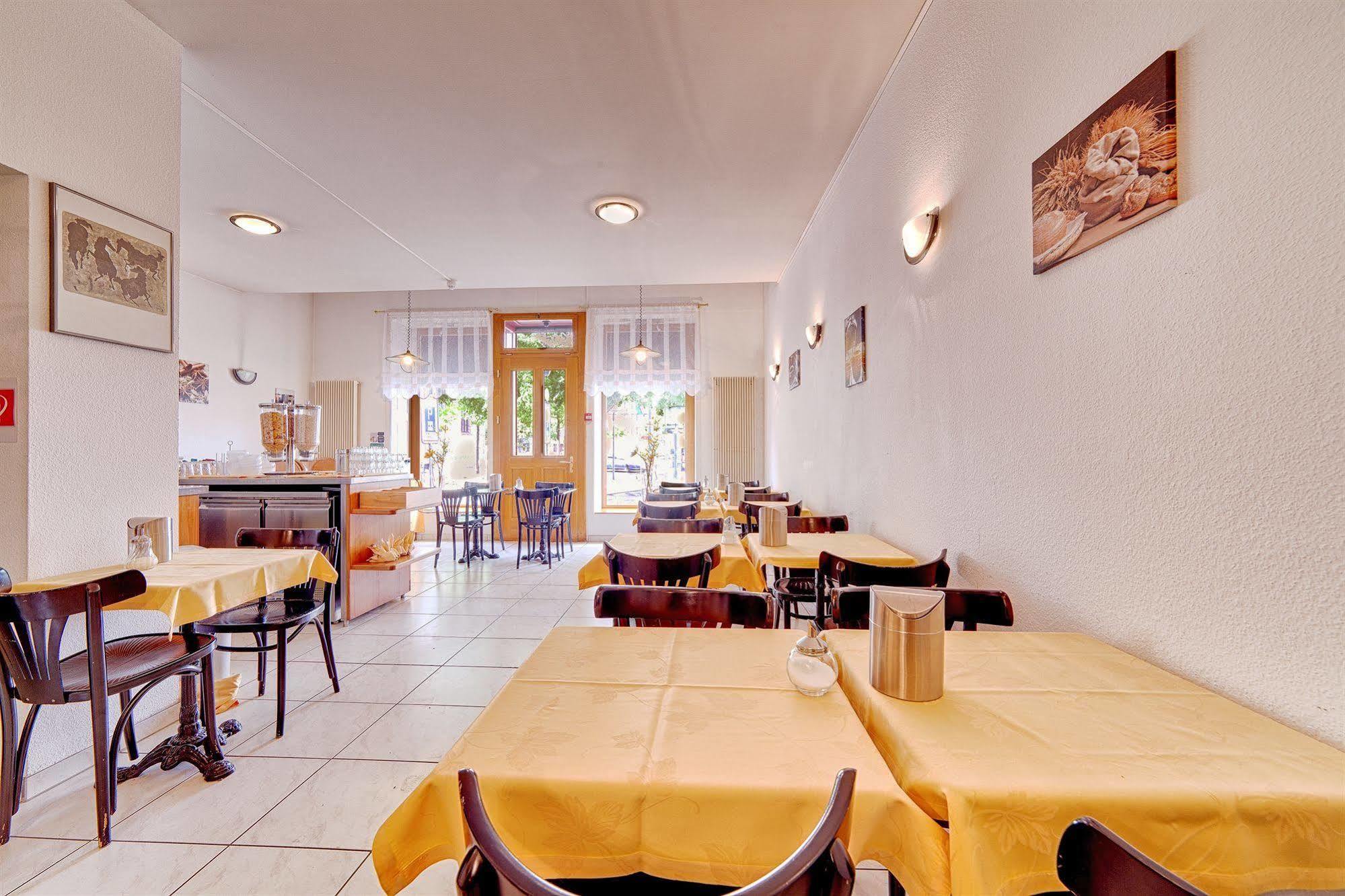 Resslirytti Hotel 3*