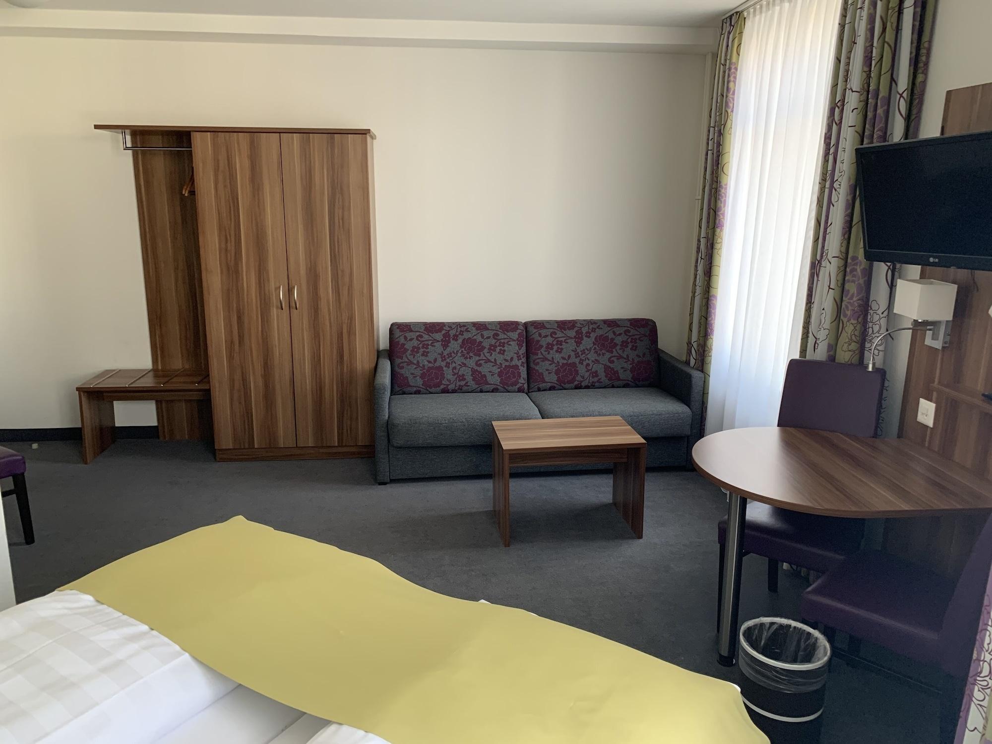 Hotel Resslirytti 3*